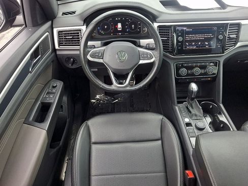 Used 2023 Volkswagen Atlas Cross Sport SEL R-Line AWD/4WD image 11