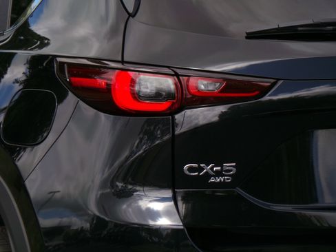 Used 2025 MAZDA CX-5 AWD 2.5 S w/ Select Package image 18