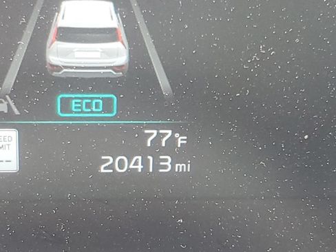 Used 2023 Kia Niro LX FWD image 16