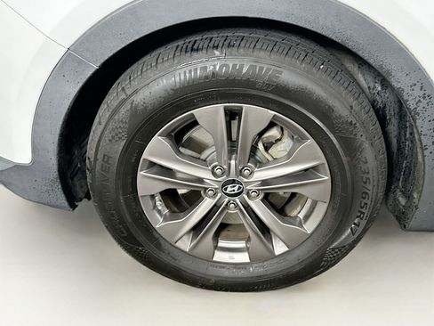 Used 2013 Hyundai Santa Fe Sport image 11