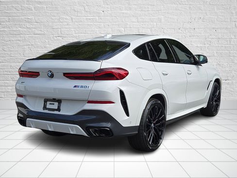 New 2026 BMW X6 M60i image 4