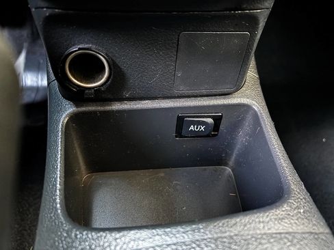 Used 2010 Toyota Matrix image 10