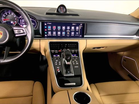 Used 2023 Porsche Panamera 4 Platinum Edition AWD/4WD image 14