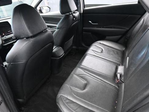 Used 2022 Hyundai Elantra Limited FWD image 35