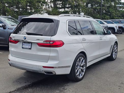 Used 2022 BMW X7 xDrive40i w/ Premium Package AWD/4WD image 5