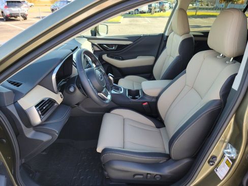 New 2025 Subaru Outback Limited image 7