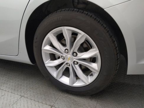 Used 2022 Chevrolet Malibu LT FWD image 31