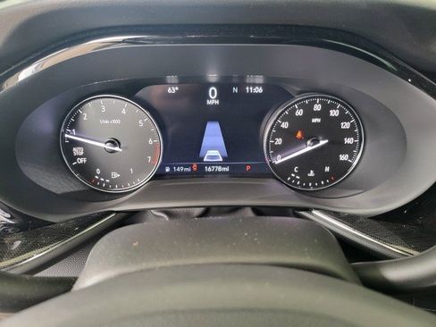 Used 2023 Buick Envision Essence image 4