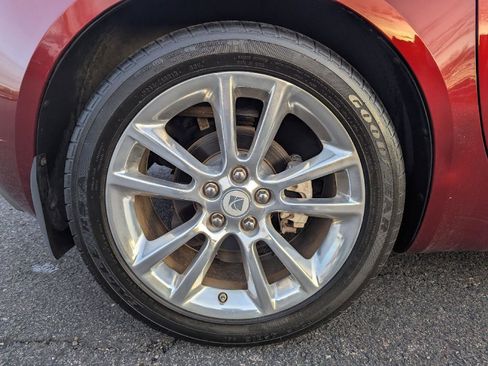 Used 2009 Saturn Sky Ruby Red image 32