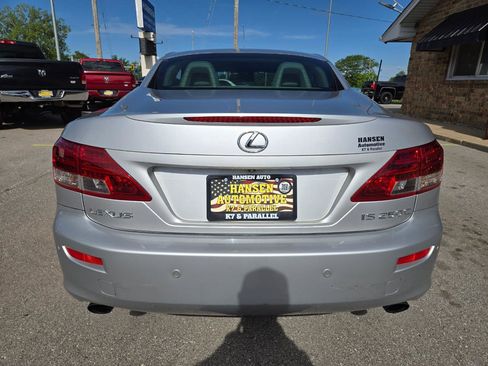 Used 2010 Lexus IS 250C RWD image 6