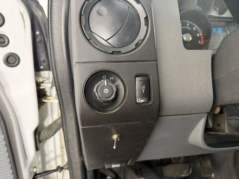 Used 2015 Ford F350 XL w/ Power Equipment Group image 20