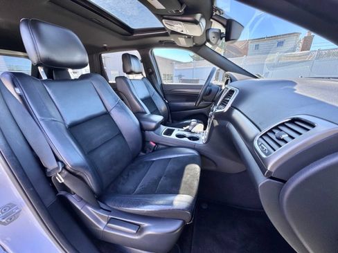 Certified 2018 Jeep Grand Cherokee Altitude AWD/4WD image 16