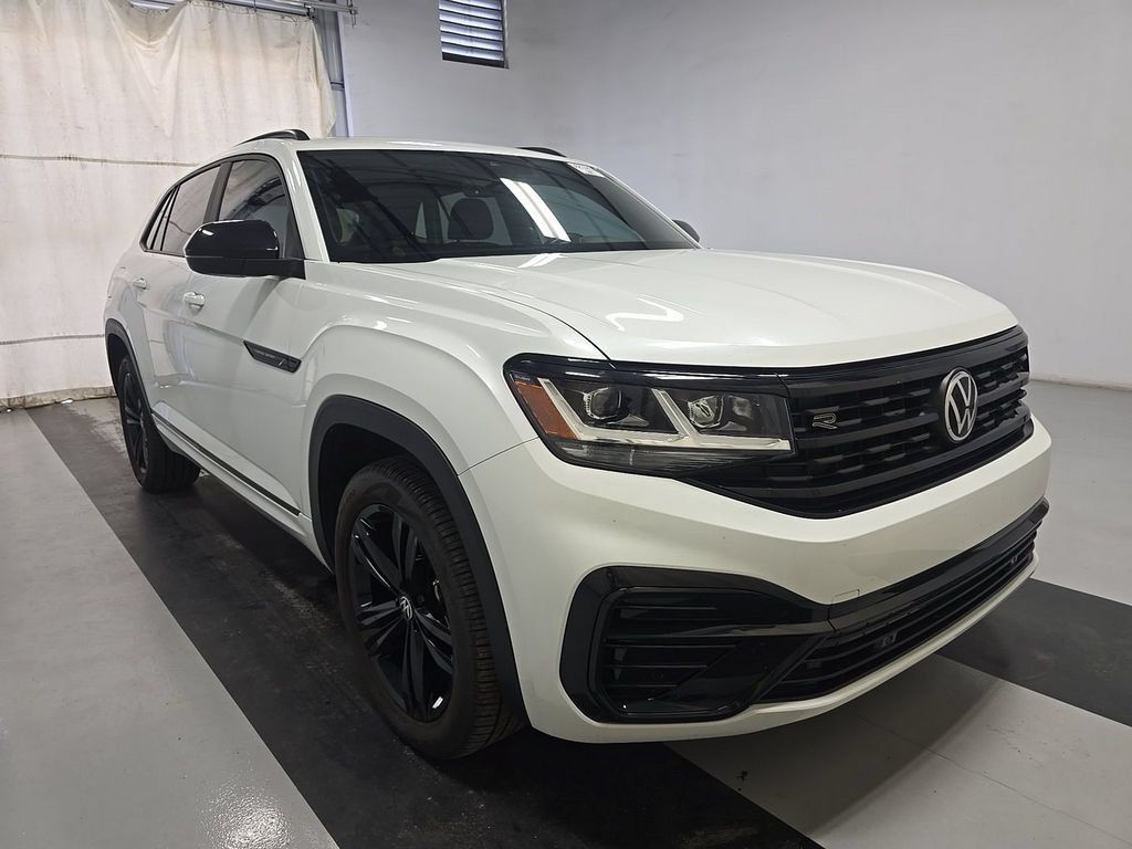 Used 2023 Volkswagen Atlas Cross Sport SEL R-Line AWD/4WD image 3