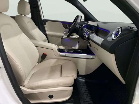 Used 2023 Mercedes-Benz EQB 300 4MATIC w/ Exclusive Package image 79