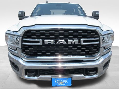 Used 2024 RAM 2500 Big Horn AWD/4WD image 8