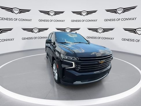 Used 2023 Chevrolet Tahoe High Country AWD/4WD image 3