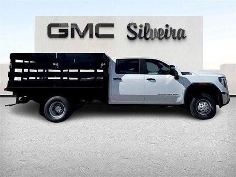 New 2024 GMC Sierra 3500 Pro w/ Convenience Package image 8