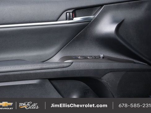 Used 2023 Toyota Camry XSE image 7