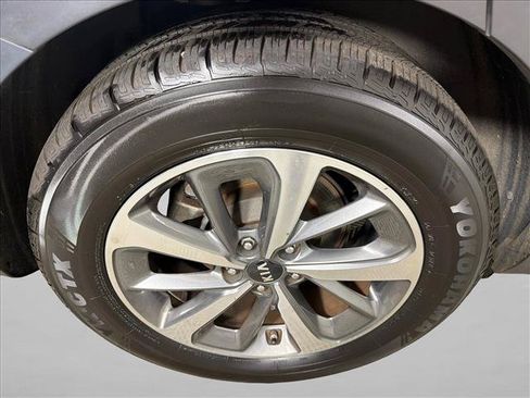 Used 2019 Kia Sorento EX w/ EX Touring Package FWD image 19