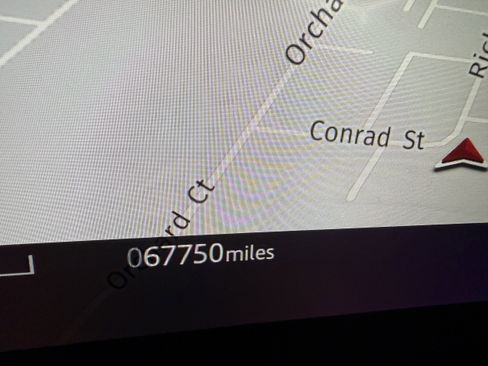 Used 2023 Land Rover Range Rover Velar R-Dynamic S image 17