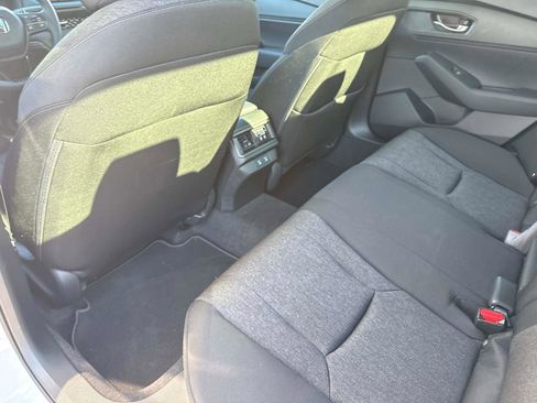 Certified 2025 Honda Accord SE image 14