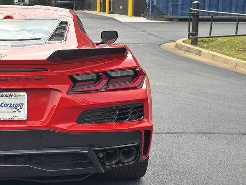 Used 2025 Chevrolet Corvette E-Ray w/ Stealth Interior Trim Package AWD/4WD image 21