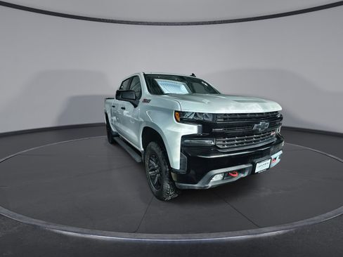 Used 2019 Chevrolet Silverado 1500 LT Trail Boss AWD/4WD image 2