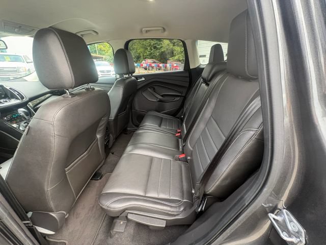 Used 2015 Ford Escape Titanium w/ Equipment Group 301A AWD/4WD image 13