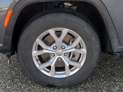 Certified 2022 Jeep Grand Cherokee L Limited image 14