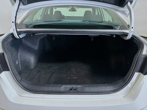 Used 2025 Nissan Altima 2.5 SV AWD/4WD image 23