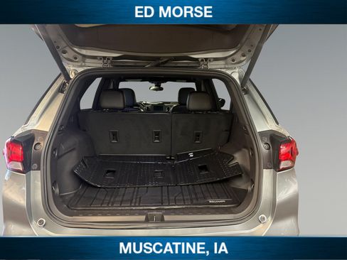 Certified 2023 Chevrolet Equinox RS w/ LPO, Floor Liner Package AWD/4WD image 18