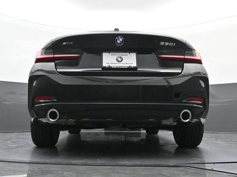 New 2026 BMW 330i xDrive Sedan w/ Premium Package AWD/4WD image 27