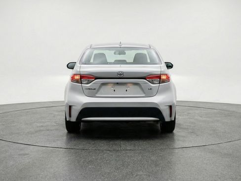 Used 2025 Toyota Corolla LE image 7