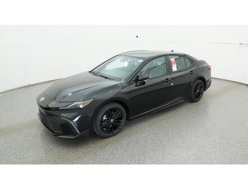 New 2026 Toyota Camry SE image 1