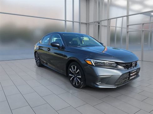 Certified 2024 Honda Civic EX-L image 3