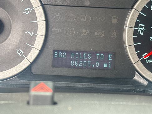 Used 2012 Ford Escape Limited FWD image 25