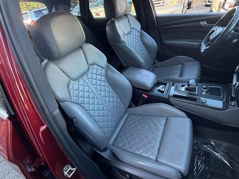 Used 2018 Audi SQ5 Prestige w/ Prestige Package AWD/4WD image 12