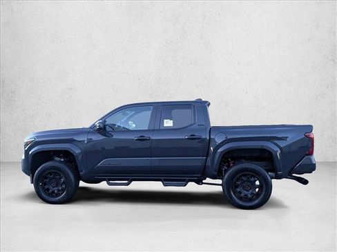 Used 2025 Toyota Tacoma SR5 image 9