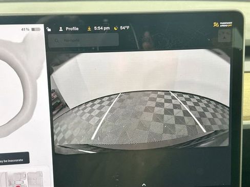 Used 2023 Tesla Model 3 Standard Range image 14