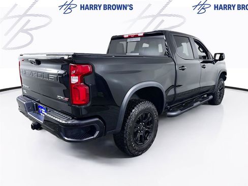 Used 2025 Chevrolet Silverado 1500 ZR2 w/ Technology Package image 32