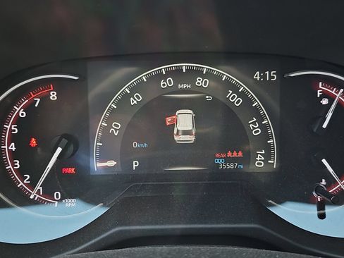 Used 2023 Toyota RAV4 LE AWD/4WD image 18