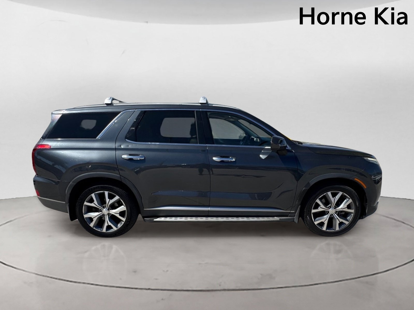Used 2020 Hyundai Palisade SEL w/ Premium Package FWD image 3