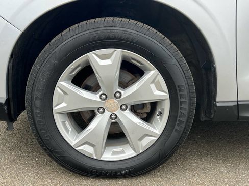 Used 2014 Subaru Forester 2.5i Premium image 10