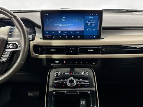 Used 2022 Lincoln Nautilus AWD w/ Premium Package image 22