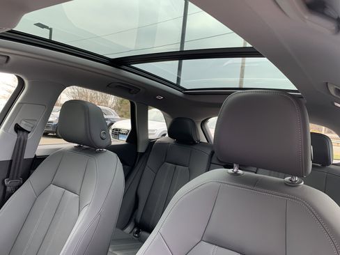 Certified 2025 Audi Q5 Premium Plus w/ Premium Plus image 11