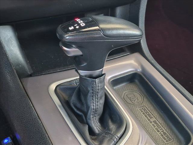 Used 2022 Dodge Charger SXT RWD image 7