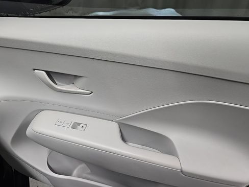 Certified 2024 Hyundai Kona SEL AWD/4WD image 24