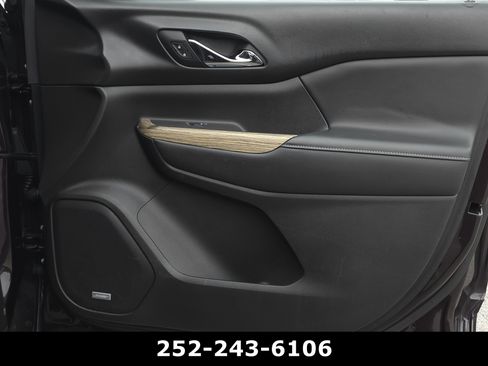 Used 2017 GMC Acadia Denali w/ Technology Package image 45