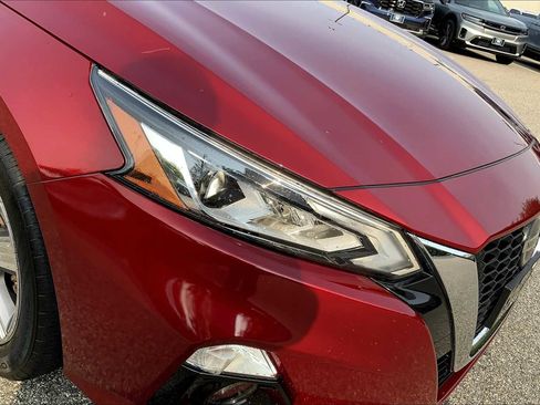 Used 2020 Nissan Altima 2.5 SV image 26