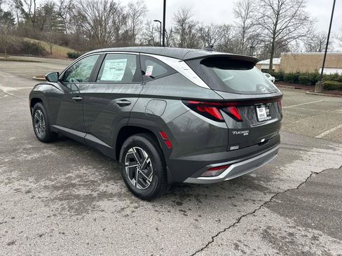 New 2026 Hyundai Tucson Blue SE image 5